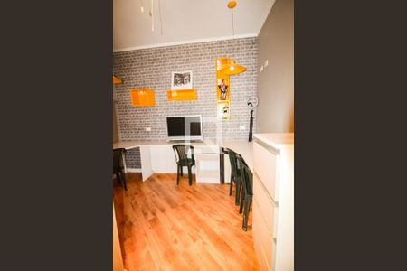 Casa à venda com 430m², 3 quartos e 3 vagasQuarto de Serviço