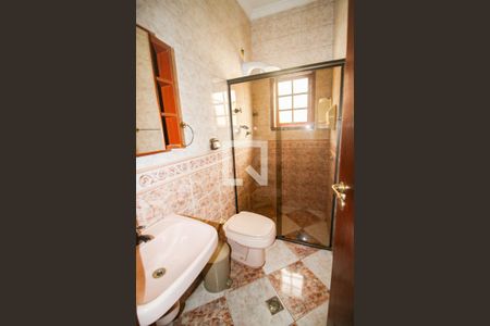 Casa à venda com 430m², 3 quartos e 3 vagasBanheiro de Serviço