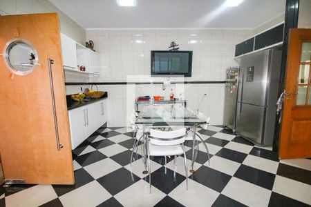 Casa à venda com 430m², 3 quartos e 3 vagasCozinha
