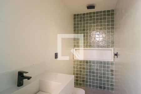 Casa de condomínio à venda com 400m², 5 quartos e 4 vagasBanheiro Social