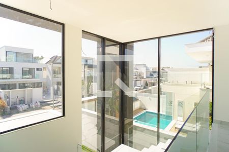 Casa de condomínio à venda com 400m², 5 quartos e 4 vagasHall da Escada 1