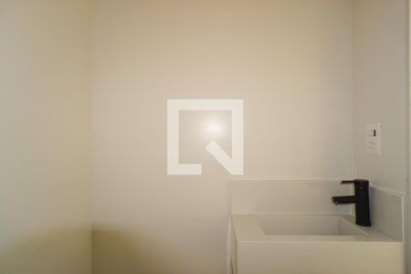 Casa de condomínio à venda com 400m², 5 quartos e 4 vagasBanheiro de Serviço