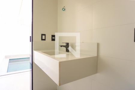 Casa de condomínio à venda com 400m², 5 quartos e 4 vagasBanheiro Social