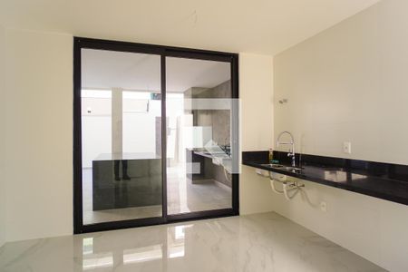 Cozinha de casa de condomínio à venda com 5 quartos, 400m² em Recreio dos Bandeirantes, Rio de Janeiro