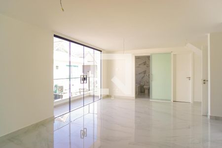 Casa de condomínio à venda com 400m², 5 quartos e 4 vagasSuíte 2