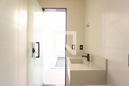 Casa de condomínio à venda com 400m², 5 quartos e 4 vagasBanheiro Social