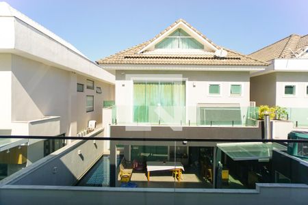 Casa de condomínio à venda com 400m², 5 quartos e 4 vagasVista da Suíte 2