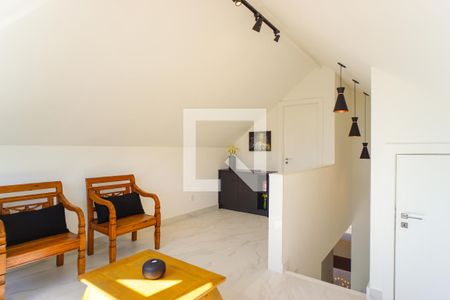 Casa de condomínio à venda com 400m², 4 quartos e 4 vagas Casa de condomínio à venda com 400m², 4 quartos e 4 vagasHall