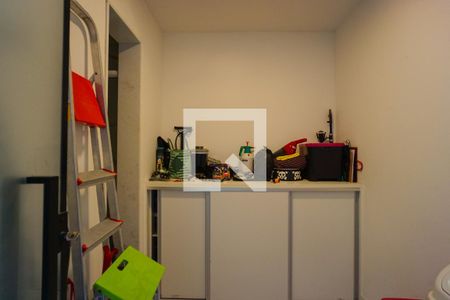 Casa de condomínio à venda com 400m², 4 quartos e 4 vagas Casa de condomínio à venda com 400m², 4 quartos e 4 vagasQuarto de Serviço