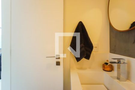 Casa de condomínio à venda com 400m², 4 quartos e 4 vagas Casa de condomínio à venda com 400m², 4 quartos e 4 vagasLavabo