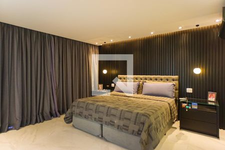 Casa de condomínio à venda com 400m², 4 quartos e 4 vagas Casa de condomínio à venda com 400m², 4 quartos e 4 vagasSuíte 1