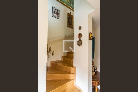 Sala de casa de condomínio para alugar com 3 quartos, 101m² em Vila Carrão, São Paulo