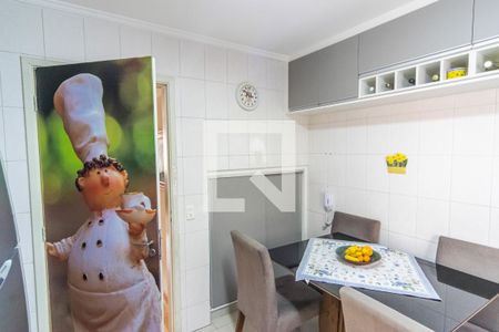 Casa de condomínio para alugar com 101m², 3 quartos e 2 vagasCozinha