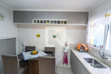 Casa de condomínio para alugar com 101m², 3 quartos e 2 vagasCozinha