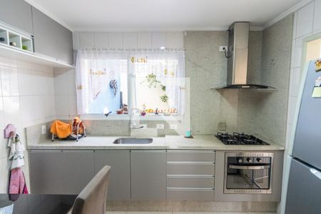 Casa de condomínio para alugar com 101m², 3 quartos e 2 vagasCozinha