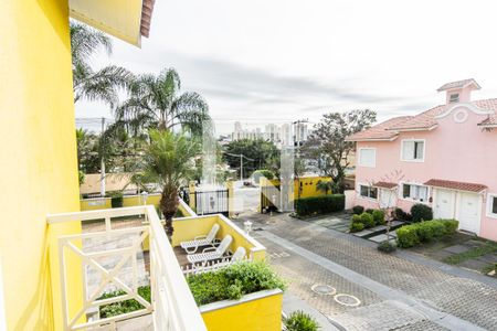 Casa de condomínio para alugar com 101m², 3 quartos e 2 vagasSuíte