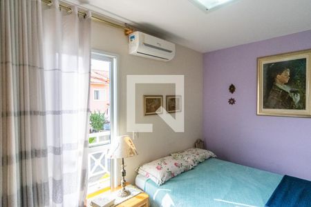 Casa de condomínio para alugar com 101m², 3 quartos e 2 vagasSuíte
