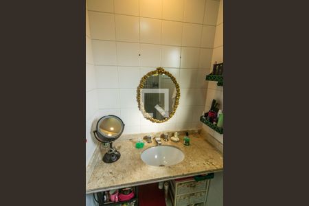 Casa de condomínio para alugar com 101m², 3 quartos e 2 vagasSuíte