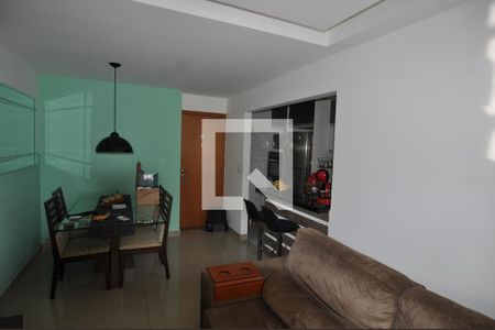 Sala  de apartamento para alugar com 2 quartos, 68m² em Jacarepaguá, Rio de Janeiro