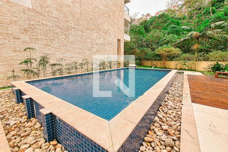 Apartamento para alugar com 200m², 3 quartos e 3 vagasPiscina com área da churrasqueira