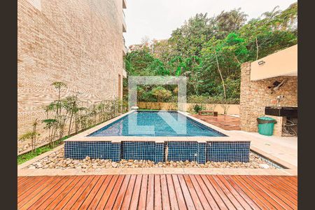 Apartamento para alugar com 200m², 3 quartos e 3 vagasPiscina com área da churraqueira