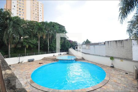 Apartamento para alugar com 64m², 2 quartos e 1 vagaArea Comum Piscina