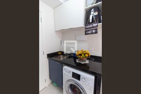 Apartamento à venda com 28m², 1 quarto e sem vaga Apartamento à venda com 28m², 1 quarto e sem vagaÁrea de serviço