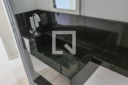Apartamento para alugar com 54m², 2 quartos e sem vagaBanheiro
