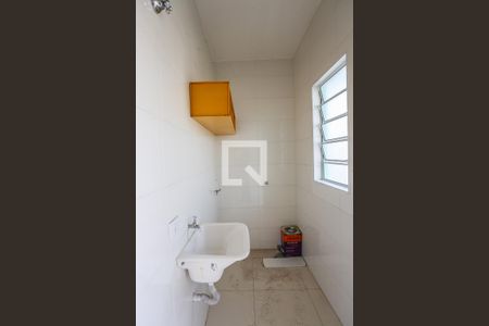 Apartamento para alugar com 54m², 2 quartos e sem vagaArea de Serviço