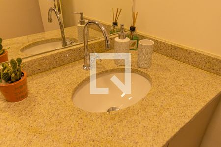 Apartamento para alugar com 57m², 2 quartos e 1 vaga Apartamento para alugar com 57m², 2 quartos e 1 vagaBanheiro da Suíte