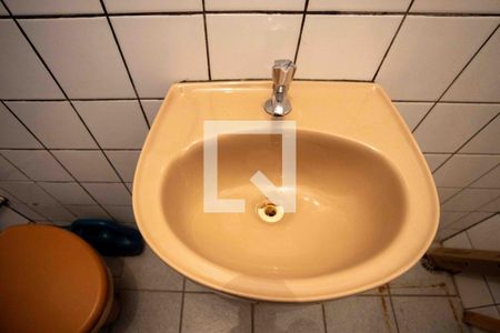 Casa à venda com 173m², 3 quartos e 2 vagasBanheiro de serviço