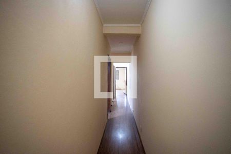 Casa à venda com 173m², 3 quartos e 2 vagasCorredor