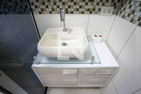 Banheiro 1 de casa à venda com 3 quartos, 173m² em Piraporinha, Diadema