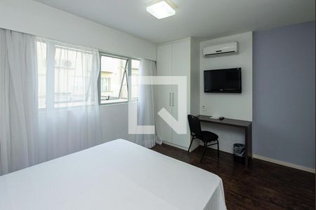 Suíte - Mesa e Cadeira de Escritório de kitnet/studio para alugar com 1 quarto, 33m² em Pampulha, Belo Horizonte