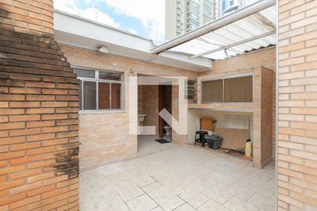 Casa para alugar com 152m², 3 quartos e 2 vagasQuintal