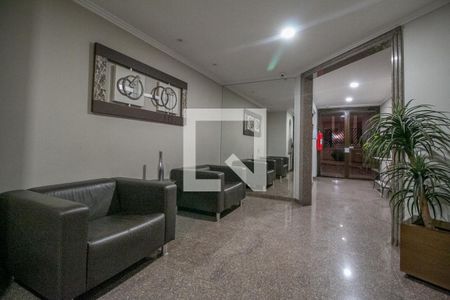 Hall social  de apartamento à venda com 2 quartos, 124m² em Vila Invernada, São Paulo