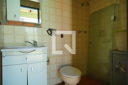 Casa à venda com 253m², 3 quartos e 2 vagasBanheiro de Serviço