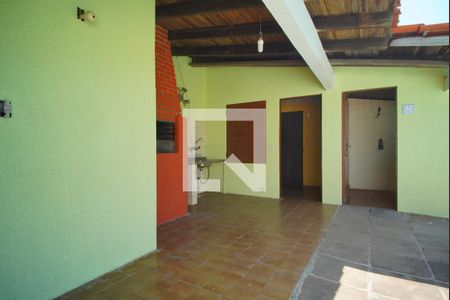 Casa à venda com 253m², 3 quartos e 2 vagasChurrasqueira