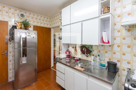 Apartamento para alugar com 74m², 2 quartos e 1 vagaCozinha