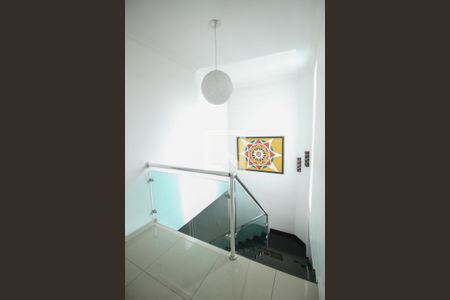 Casa à venda com 170m², 3 quartos e 2 vagasCorredor