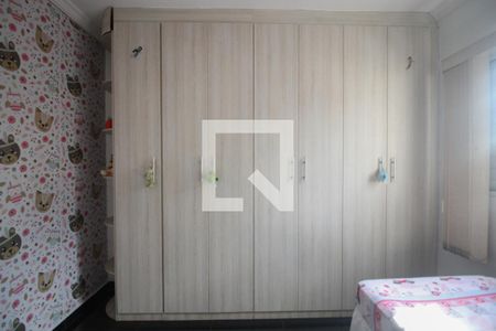 Casa à venda com 170m², 3 quartos e 2 vagasQuarto