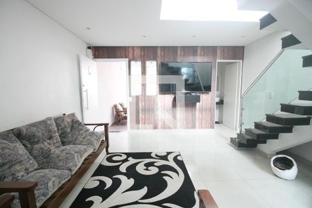 Casa à venda com 3 quartos, 170m² em Vila Barbosa, São Paulo