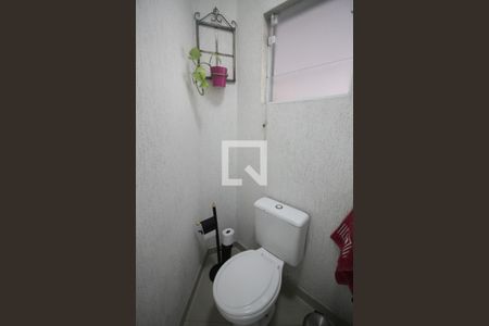 Casa à venda com 170m², 3 quartos e 2 vagasLavabo 