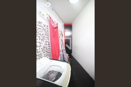 Casa à venda com 170m², 3 quartos e 2 vagasÁrea de Serviço