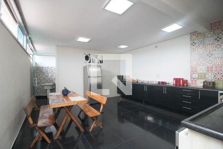Casa à venda com 170m², 3 quartos e 2 vagasCozinha
