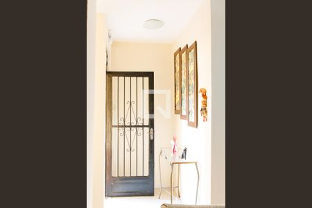 Casa à venda com 101m², 2 quartos e sem vaga Casa à venda com 101m², 2 quartos e sem vagaEntrada