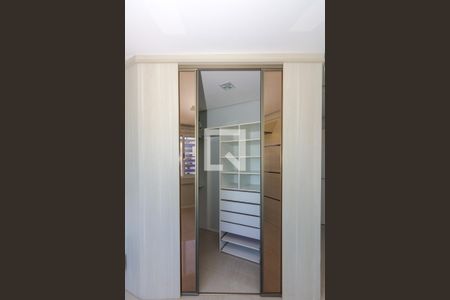 Quarto Suíte de apartamento para alugar com 3 quartos, 97m² em Rio Branco, Porto Alegre