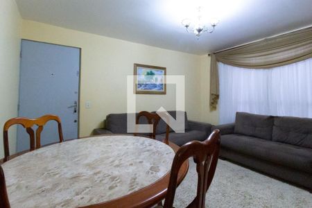 Sala de apartamento para alugar com 2 quartos, 43m² em Campo Comprido, Curitiba
