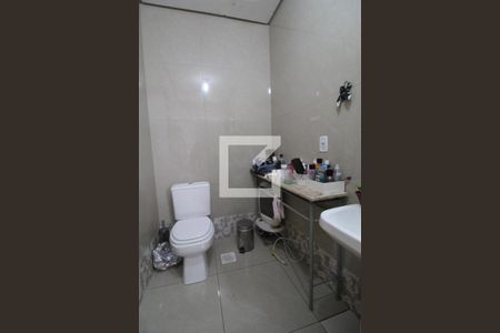 Casa para alugar com 200m², 5 quartos e 4 vagasBanheiro da Suíte