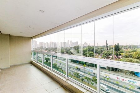 Apartamento para alugar com 186m², 2 quartos e 4 vagas Apartamento para alugar com 186m², 2 quartos e 4 vagasVaranda